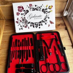 Професійний манікюрний набір/Набір для манікюру у футлярі (18 предметів у комплекті)