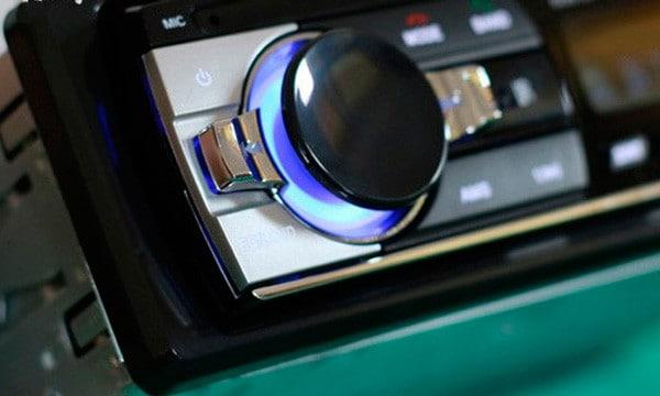 Потужна Автомагнітола із чистим звуком JSD-520BT З USB І BLUETOOTH - Зображення 2